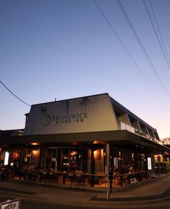 Brunswick Heads Hotel | Brunswick River Inn