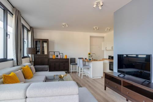 Schaerbeek Apartment | Brussels EU Design Residence