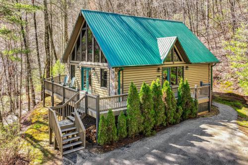 Bryson City House | Bryson City Cabin with Stunning Views and Hot Tub!