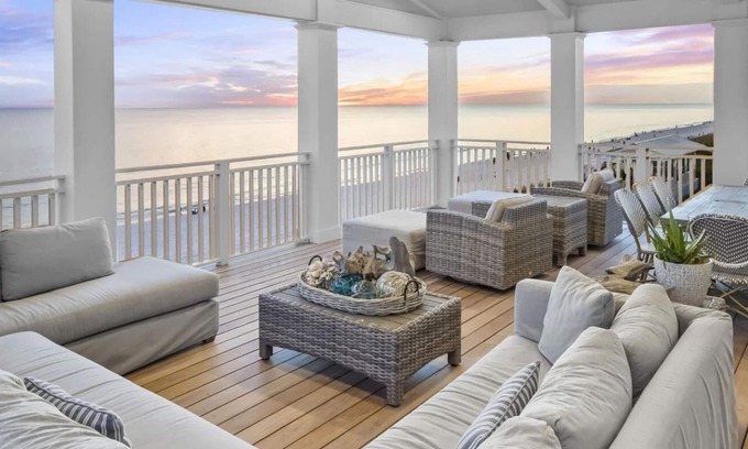 Seaside House | Buckeye on the Beach | GULF FRONT | Seaside, FL | Right next to Town Center, Sleeps 10!