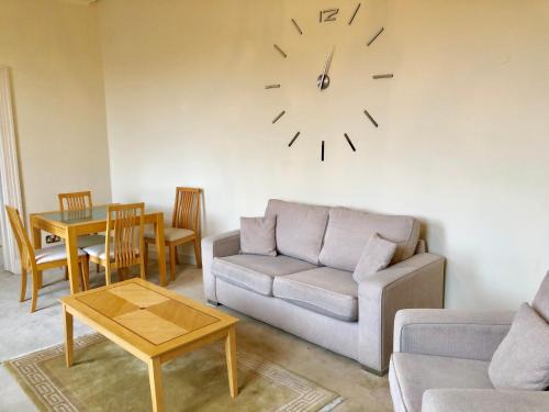 Belgravia Apartment | Buckingham Palace View Apartment