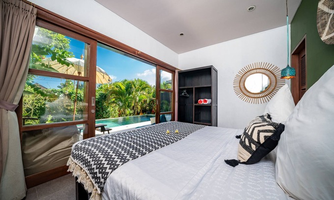Ungasan Bed & Breakfast | Buddha Lodge, with direct access to the pool