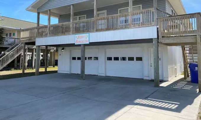 North Carolina Coast House | Buddy’s Bungalow · Beach Bungalow w/ a view of the Inlet-Dog friendly