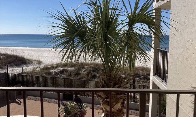 Panama City Beach Condo | Budget Friendly, Ocean Front, Golf, Restaurants.