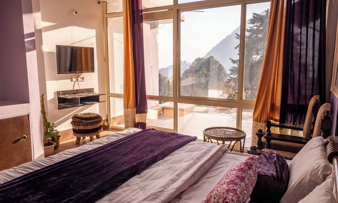 Bhagtpura Bed & Breakfast | Budget friendly, enchanting bed & breakfast with WiFi in Bhimtal, Nainital