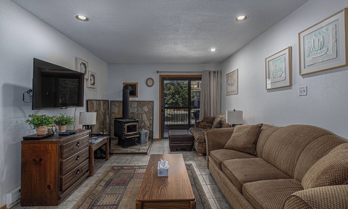 Purgatory Condo | Budget-Friendly Purgatory Condo, Steps to Lift, Hot Tub, w/Pool & Gym Access
