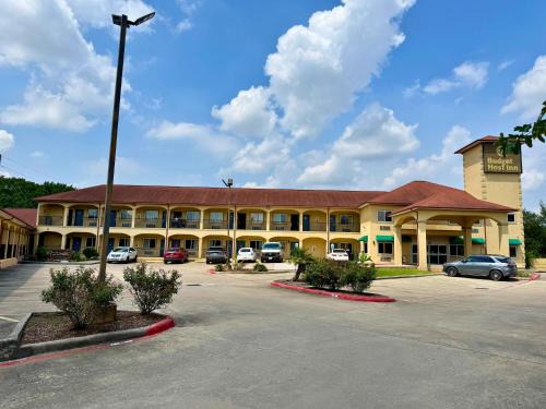 Greater Fondren Southwest Hotel | Budget Host Inn And Suites