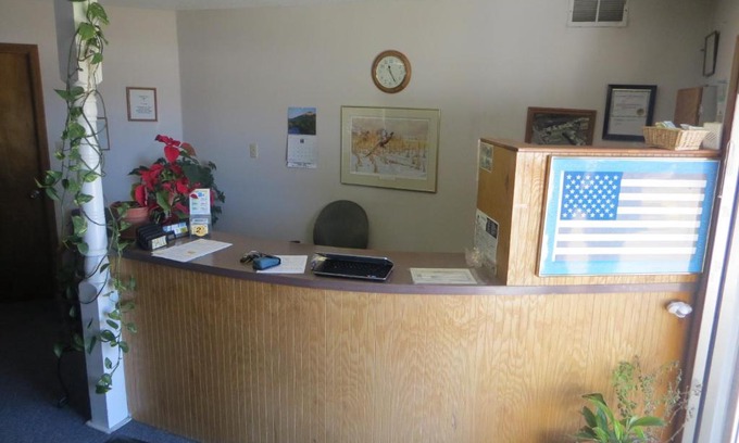 Adair Hotel | Budget Inn Adair