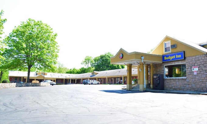 Falls Church Hotel | Budget Inn Falls Church
