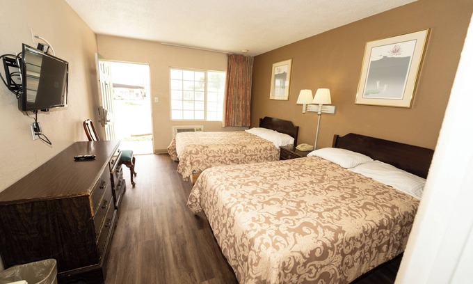 Ira Hotel | Budget Inn