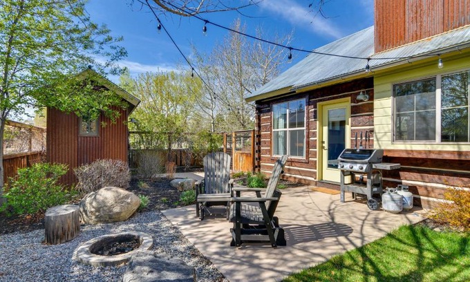 Buena Vista House | Buena Vista Vacation Home Hot Tub, Mountain Views