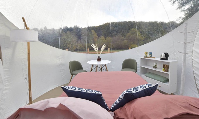 Quarre-les-Tombes Cabin | Bulle Ecureuil... eyes in the stars in the heart of the Morvan