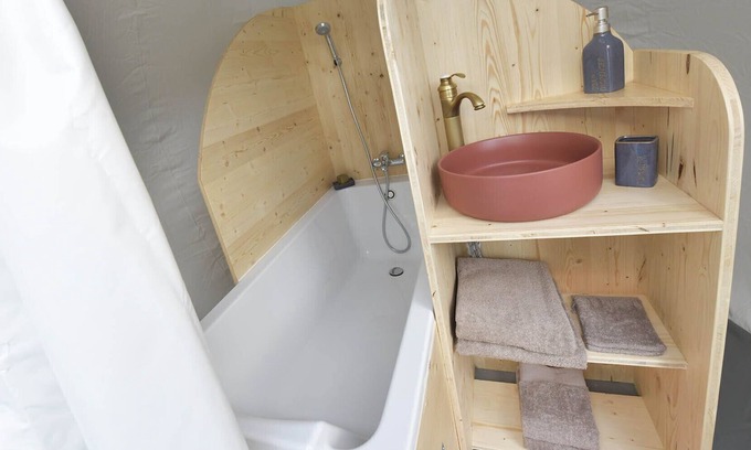 Quarre-les-Tombes Cabin | Bulle Hirondelle... a view of the stars in the heart of the Morvan!