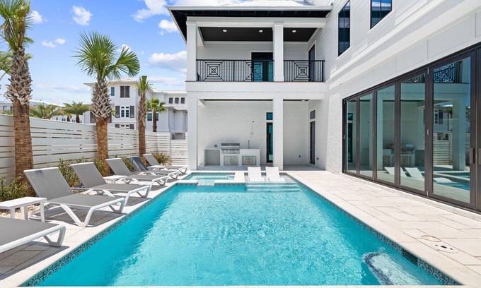 Inlet Beach House | Bullish on Beaches|Easy Beach Access|Stunning Views|New Construction