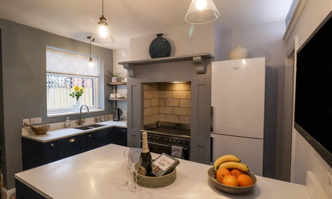 Beverley Cottage | Bumblebee Cottage