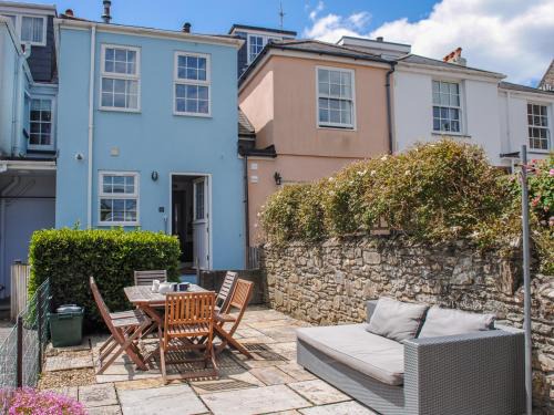 Salcombe House | Bumblebee Cottage