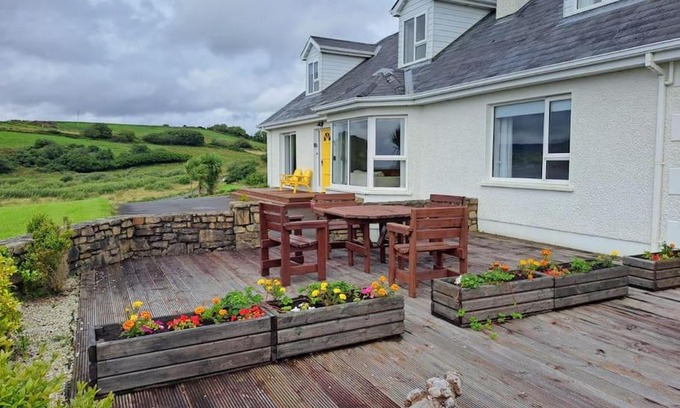 Lecemy House | Buncronan Port Self Catering