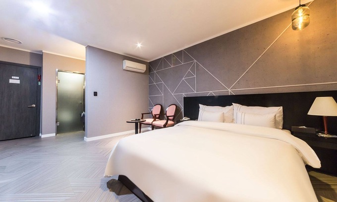 Seohyeon-dong Hotel | Bundang Noblesse