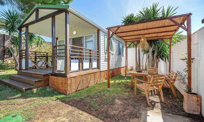 Los Franceses-la Vega House | Bungalow 'Cádiz Costa' with private pool, private terrace and Wi-Fi