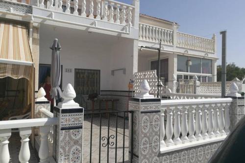 Torrevieja House | Bungalov u Růžové laguny