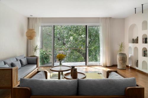 Defence Colony Bed & Breakfast | Bungalow 157