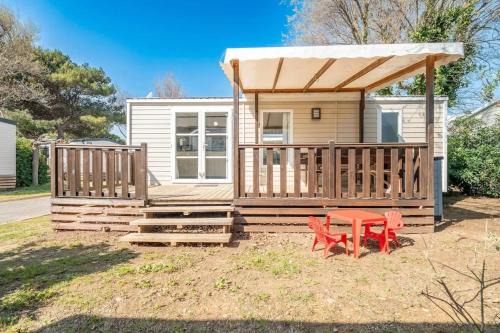 Narbonne-Plage House | Bungalow confortable à Narbonne avec terrasse et parking inclus