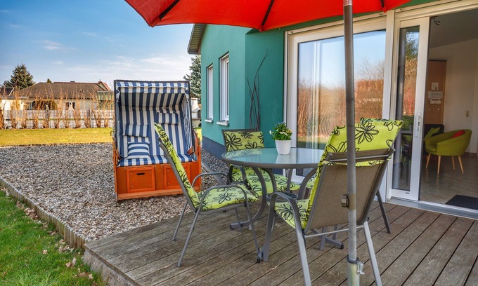 Ueckermuende House | Bungalow for 4 guests with 60m² in Ueckermünde (272592)