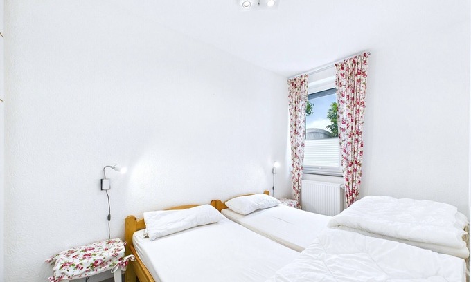 Dornumersiel House | Bungalow for 6 guests with 70m² in Dornum (296735)