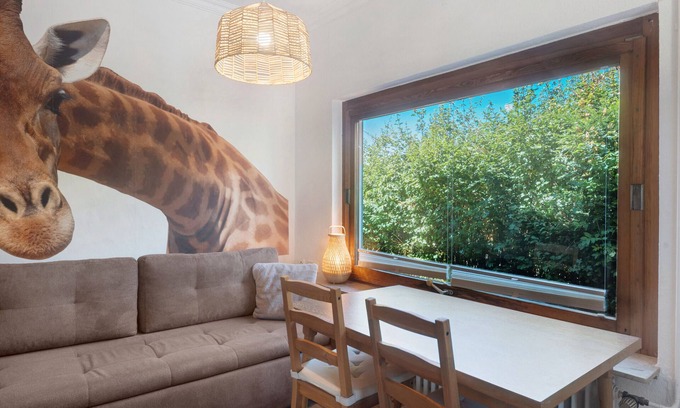 Niedenstein House | Bungalow 'Giraffe' with Shared Terrace, Shared Garden and Wi-Fi
