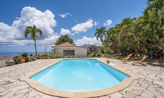 Bellefontaine Cottage | Bungalow O Vent - Studio Cottage, Sleeps 3