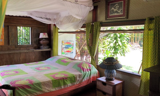 Maharepa House | Bungalow Polynesien ZEN Private Bath and Toilet AC