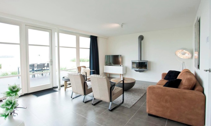 Hulshorst House | Bungalow with 3 bedrooms and a terrace