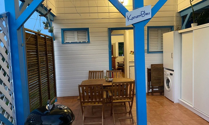 Sainte-Anne House | Bungalow with terrace and garden near white sandy beach Sainte-Anne