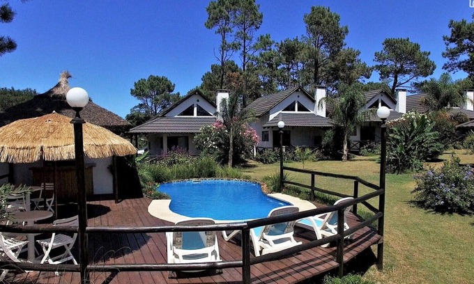 Piriapolis Cabin | Bungalows Punta Colorada