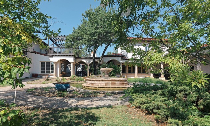 Oklahoma City House | Bunk House at El Sueño