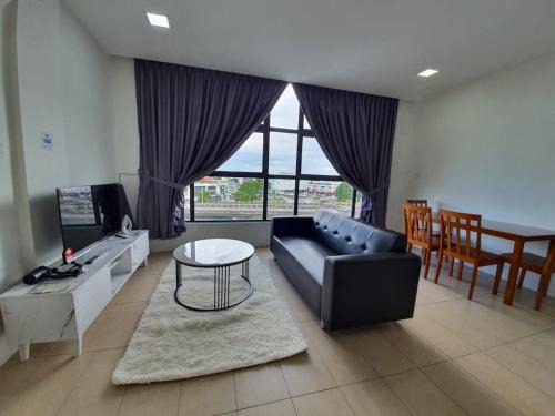 Taman Liong Seng Apartment | Bunny Homestay 408 @ Roxy Apartment Kuching