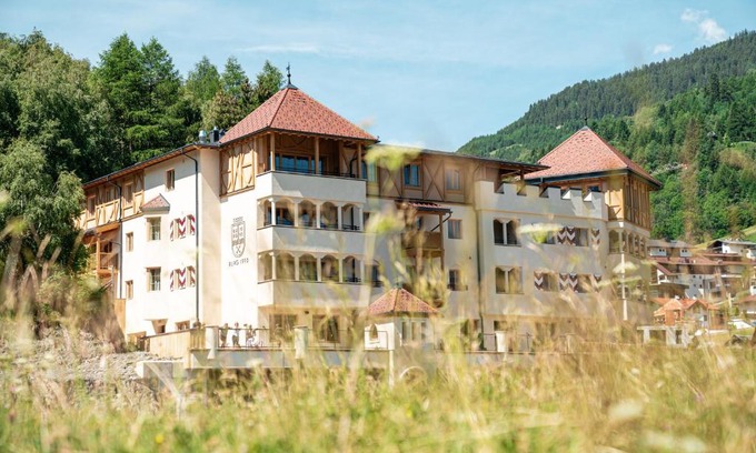 Ladis Apartment | Burg1990