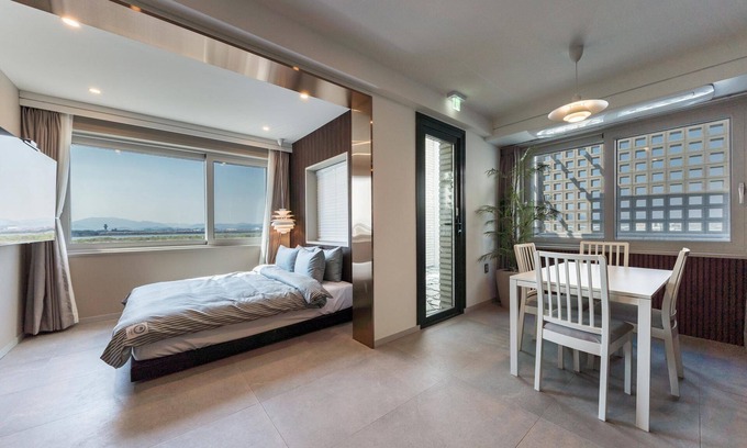 Sasang Hotel | Busan Sasang Mr Brick Hotel