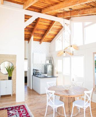 Prince Albert Apartment | Bushman Valley