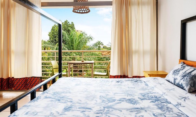 Central Kampala Hostel | Bushpig Backpacker Hostel