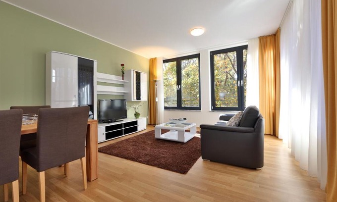 Schwere-Reiter-Straße Apartment | Business Suiten