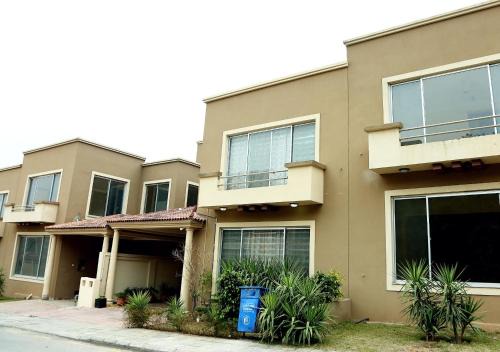 Islamabad House | Butterfly Guest House Phase 7 Bahria Town