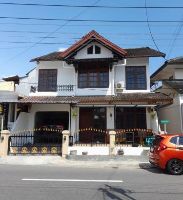 Yogyakarta House | Buwana Homestay Yogyakarta