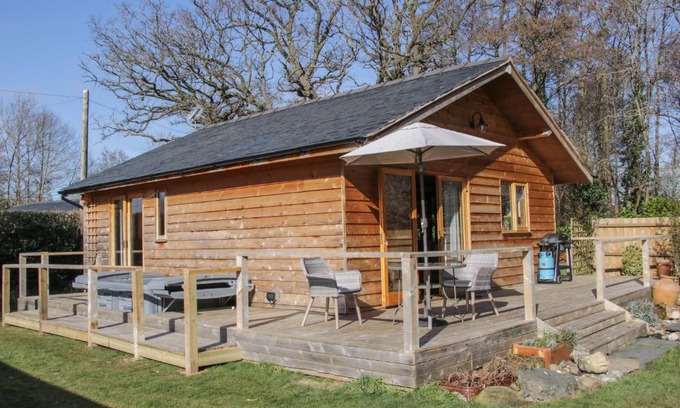 Felton House | Buzzard Lodge