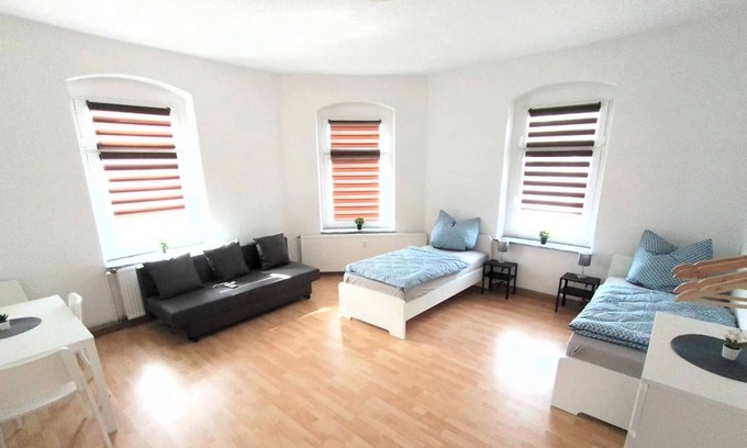 Zwickau Apartment | BW02 beautiful fitter apartment in Hohenstadt with outdoor seating and free WiFi