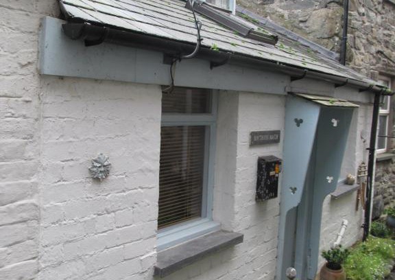 Barmouth Apartment | Bwthyn Bach Fishermans Cottage