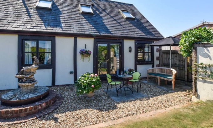 Meifod House | Bwthyn Banw in the beautiful Welshpool