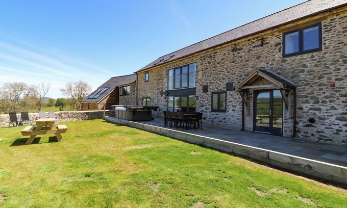 Oswestry Cottage | BWTHYN Y BUGAIL (SHEPHERD'S COTTAGE in Llanrhaeadr-Ym-Mochnant