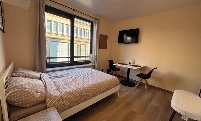 Ilot Sacre Apartment | BXL Apartment