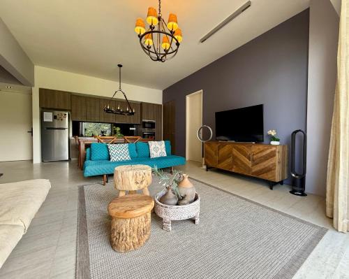 Batu Ferringhi Apartment | By The Sea Batu Ferringhi, Penang Beach